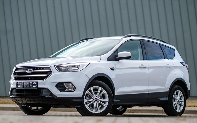 Ford Kuga cena 53900 przebieg: 138679, rok produkcji 2018 z Białystok małe 326